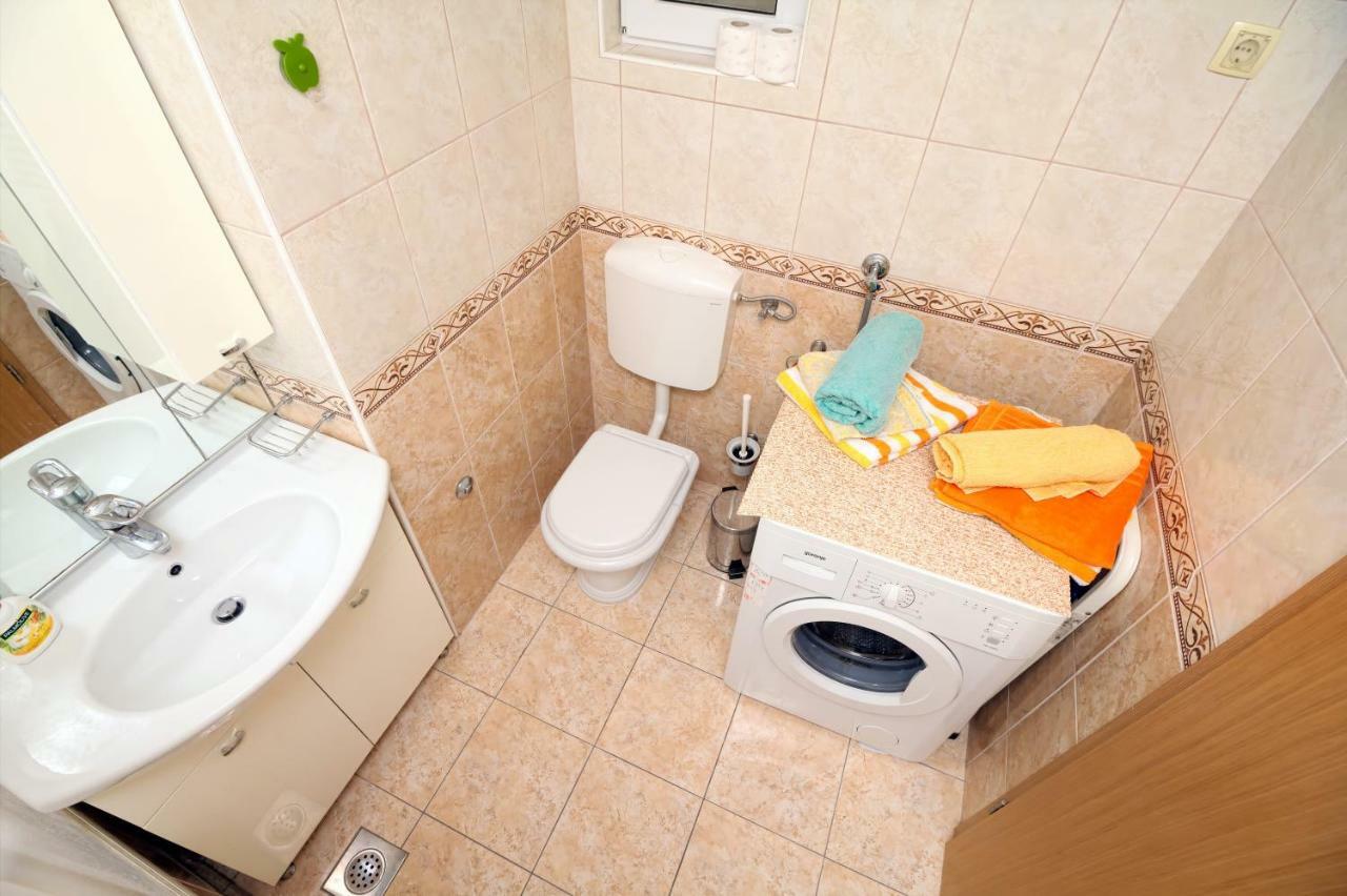 Apartman Laura Galileo Blizu Centra I Plaze Makarska Exterior foto